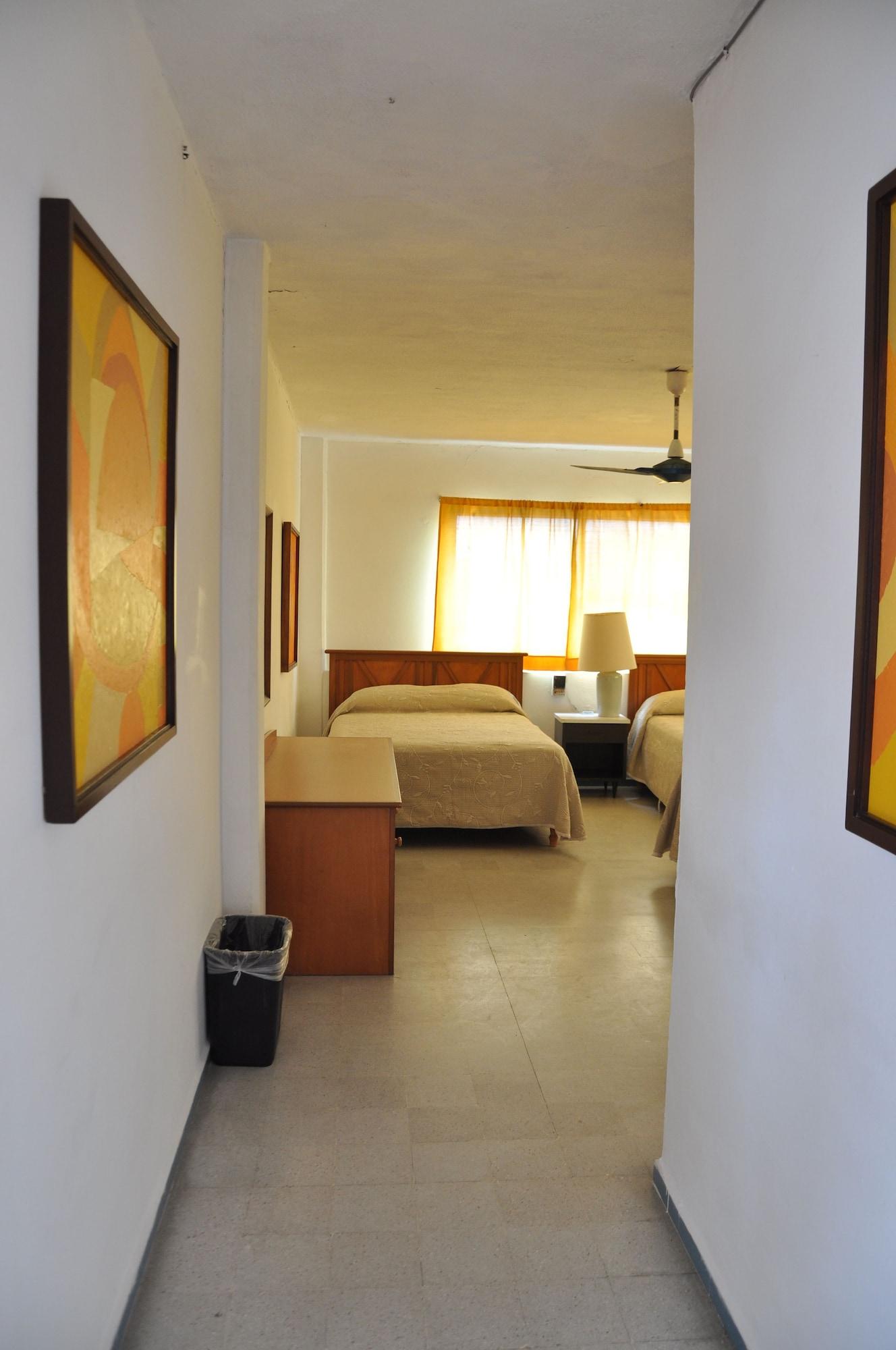 Hotel Oviedo Акапулько Экстерьер фото